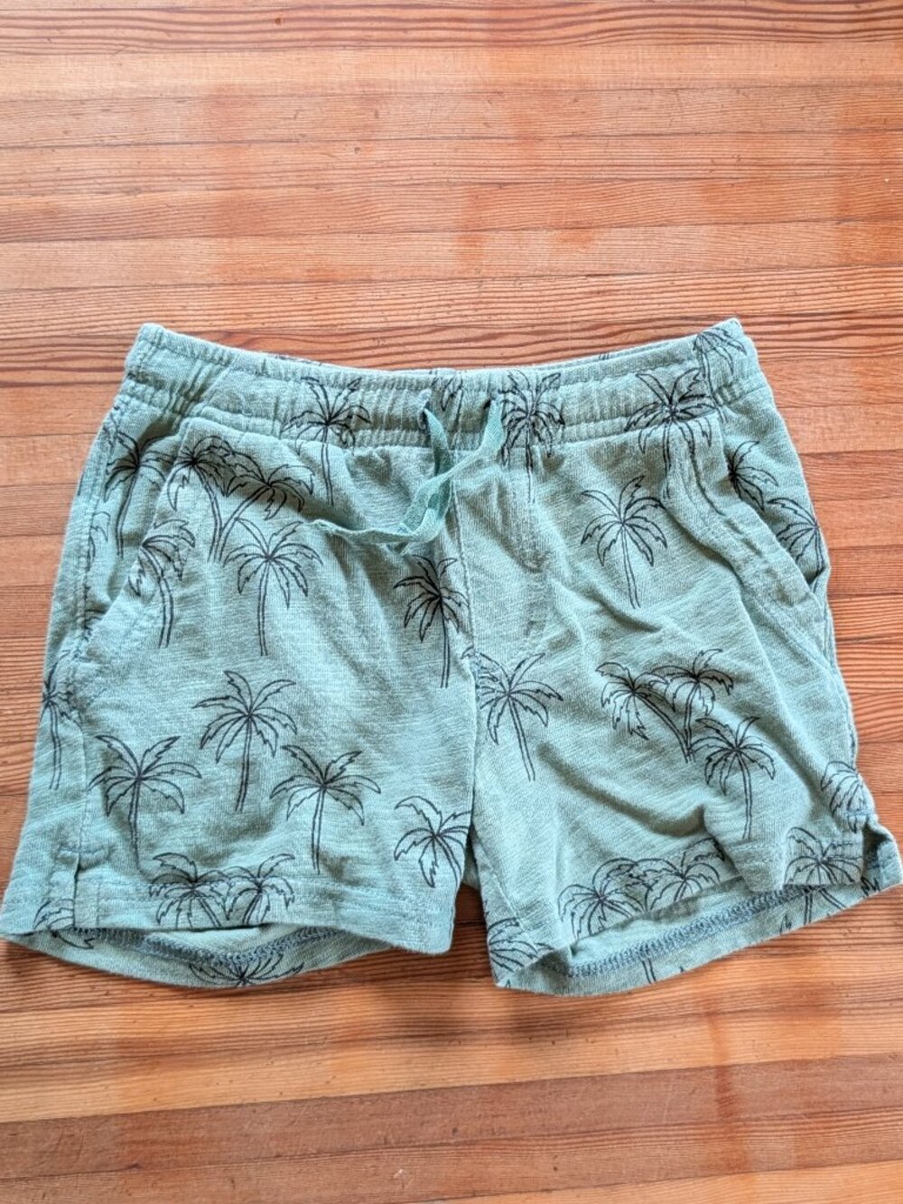 Tea Collection Palm Shorts